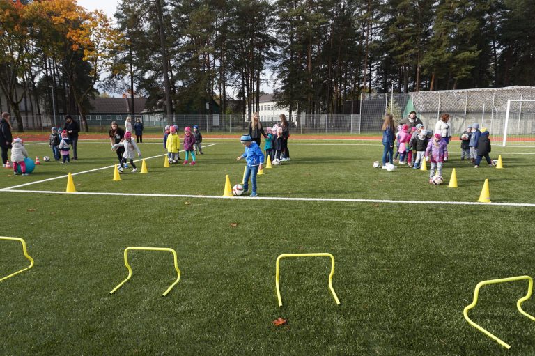 Read more about the article Vilniaus rajono ikimokyklinio ugdymo įstaigų sporto projektas „Judėk ir būk sveikas“.