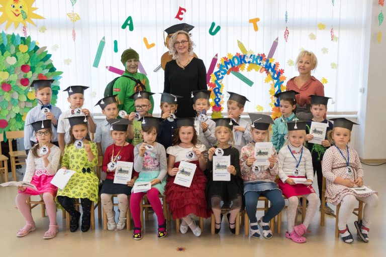 Read more about the article PRIEŠMOKYKLINUKŲ ŠVENTĖ NEMENČINĖS VAIKŲ DAŽELYJE