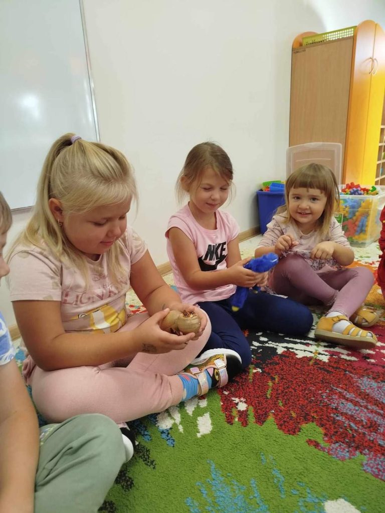 Read more about the article Užsiėmimas „5 pojūčiai”